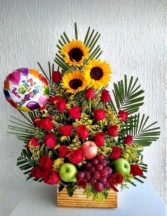 Arreglo especial con flores y presentación elegante